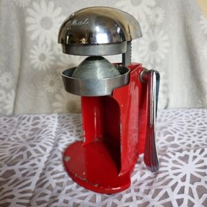 Retro Vintage Juice-o-Matic Red Metal Citrus Juicer